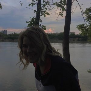 Meet your Posher, Erika